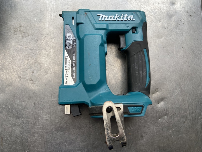 充電式タッカ マキタ/makita ST312DRF 買取価格￥4,000 | 寄楽屋