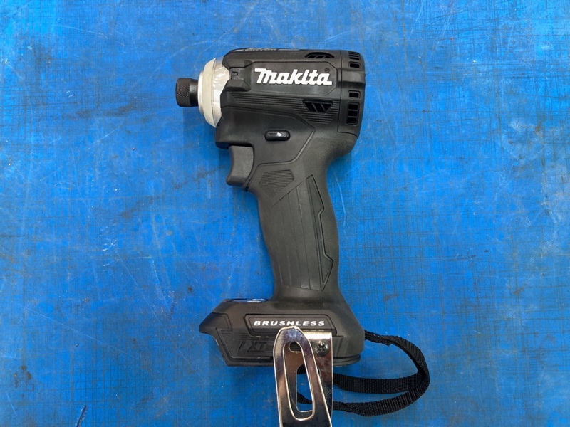 充電式インパクトドライバ マキタ TD171D 買取実績 ￥3，000 | 寄楽屋